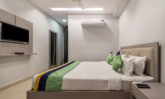 Treebo La Mirage Suite