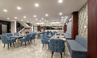 Treebo La Mirage Suite