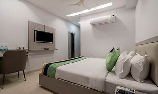 Treebo La Mirage Suite