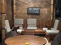 Nelly Homestay
