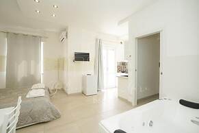 Room in B&B - B&B Balconi Sul Mare Suite With Hydromassage 