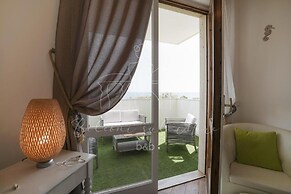 Room in B&B - B&B Balconi Sul Mare Suite With Hydromassage 