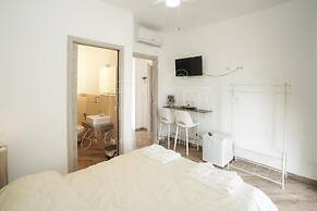 Room in B&B - B&B Balconi Sul Mare Standard Room With Balcony Overlook