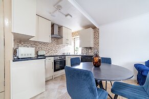 The Archway Collection