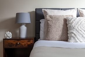 The Archway Collection