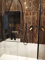 B and G Boutique apt.-heart of Milano- Design District