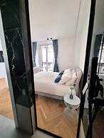 B and G Boutique apt.-heart of Milano- Design District