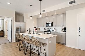 Hummingbird Retreat 2 Bedroom Condo