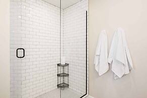 Hummingbird Retreat 2 Bedroom Condo