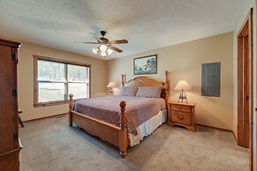 Branson Getaway w/ Indoor & Outdoor Pool Access!