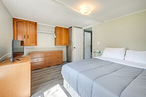 New Lisbon Family Gem ~ 3 Mi to Castle Rock Lake