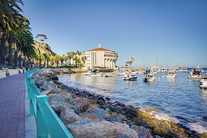 Avalon Cottage < Half-mi to Beaches & Crescent Ave