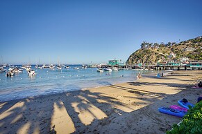 Avalon Cottage < Half-mi to Beaches & Crescent Ave
