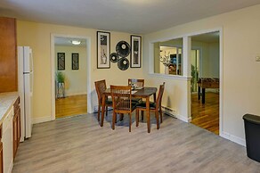 Boston Duplex w/ Foosball Table: 11 Mi to Downtown