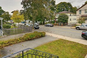 Boston Duplex w/ Foosball Table: 11 Mi to Downtown