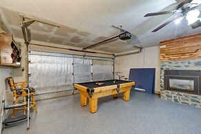 Flagstaff Home w/ Hot Tub, 4 Mi to Walnut Canyon!