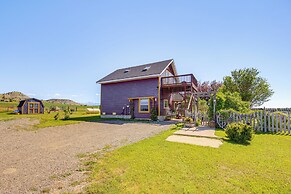 Charming Livingston Vacation Rental w/ Views!