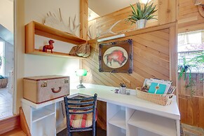 Charming Livingston Vacation Rental w/ Views!