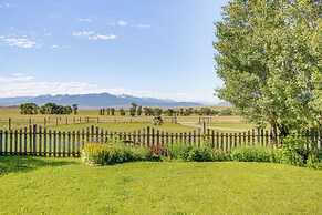 Charming Livingston Vacation Rental w/ Views!