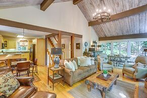 Well-appointed Boone Home w/ Hot Tub + Gas Grill