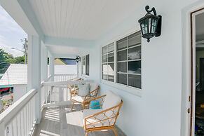 Old Town Key West Home w/ Deck < 1 Mi to Duval St!