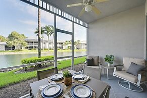 9 Mi to Beach: Naples Golf Getaway w/ Pool Access!