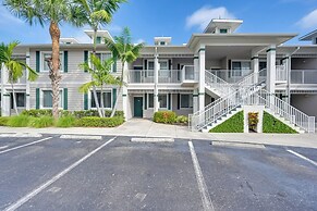 9 Mi to Beach: Naples Golf Getaway w/ Pool Access!