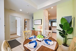 9 Mi to Beach: Naples Golf Getaway w/ Pool Access!