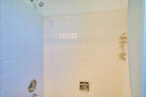 Dock, Grill & Pool: Waterfront Cape Coral Home!