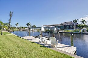 Dock, Grill & Pool: Waterfront Cape Coral Home!