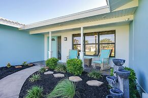 Dock, Grill & Pool: Waterfront Cape Coral Home!