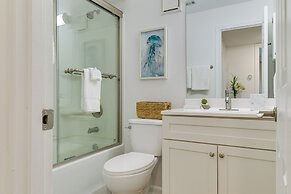 Family-friendly Gulf Shores Condo on the Beach!