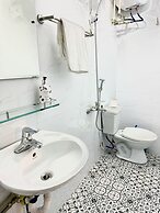 Local Me - Exclusive Centre House