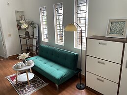 Cozy Centre Homestay