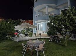 Hotel Vila Arbri