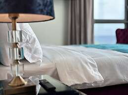 Mullet Bay Suites: Your Luxury Stay Awaits