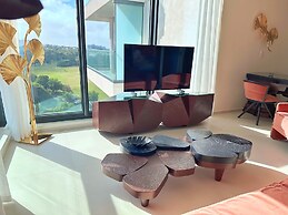 Mullet Bay Suites: Your Luxury Stay Awaits