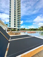 Mullet Bay Suites: Your Luxury Stay Awaits