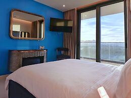 Mullet Bay Suites: Your Luxury Stay Awaits