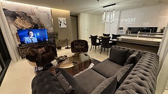 Mullet Bay Suites: Your Luxury Stay Awaits