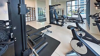 Mullet Bay Suites: Your Luxury Stay Awaits