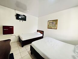 Hotel Cabinas El Coral