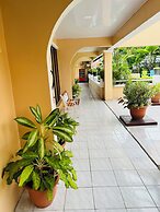 Hotel Cabinas El Coral