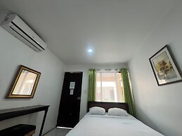 Hotel Cabinas El Coral