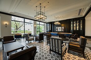 Chikan Gu Zheng Mei Tang Hotel