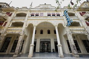 Chikan Gu Zheng Mei Tang Hotel