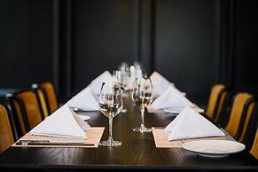 Chikan Gu Zheng Mei Tang Hotel