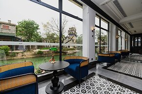 Chikan Gu Zheng Mei Tang Hotel