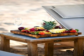 Siniya Island Resorts