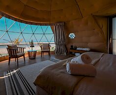 Siniya Island Resorts